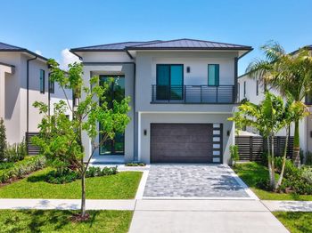 237 NE 11th Street