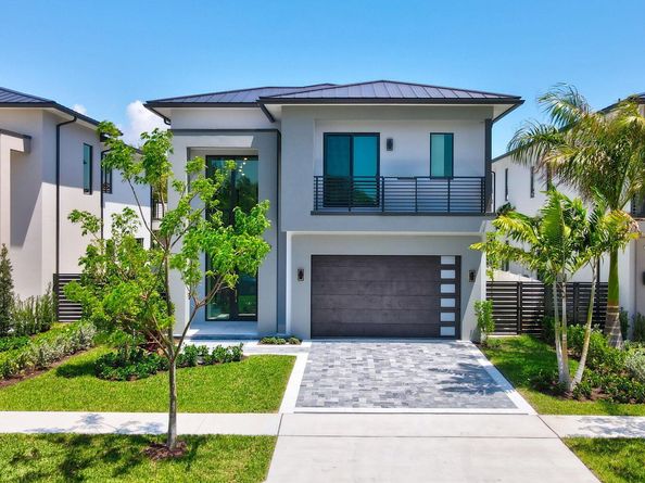 237 NE 11th Street, Delray Beach FL 33444