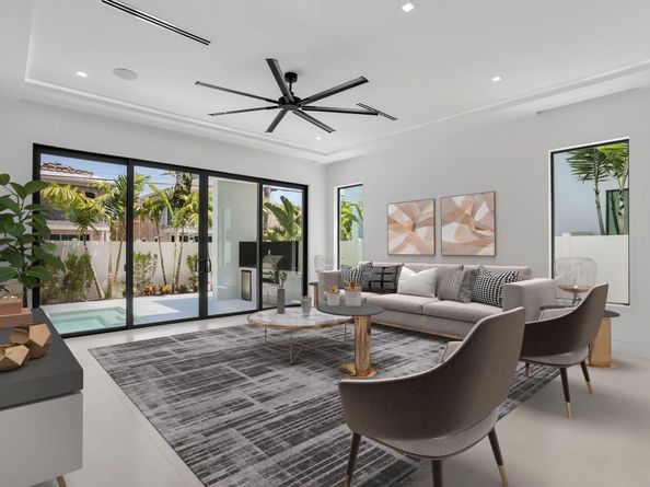 237 NE 11th Street, Delray Beach FL 33444