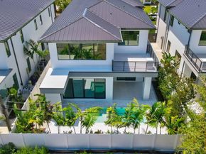237 NE 11th Street, Delray Beach FL 33444