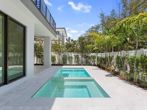 237 NE 11th Street, Delray Beach FL 33444