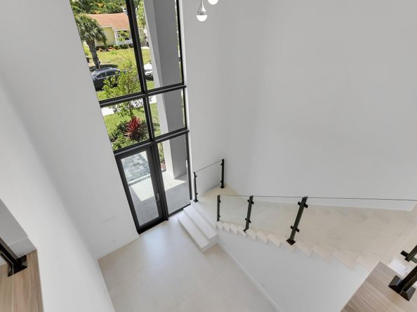 237 NE 11th Street, Delray Beach FL 33444