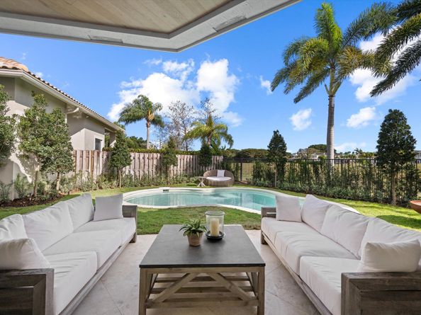 2578 Players Court, Wellington FL 33414