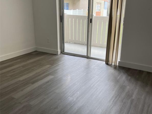 18860 NW 57th Ave 106, Hialeah FL 33015