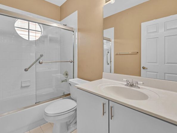 6387 Long Key Lane, Boynton Beach FL 33472