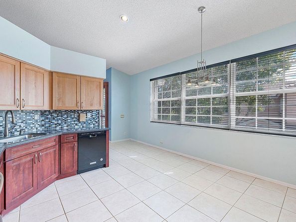 12342 NW 10th Dr D9, Coral Springs FL 33071