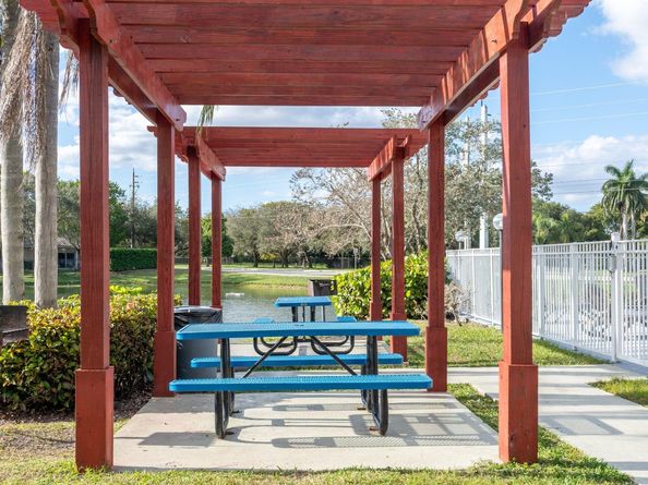 12980 Vista Isles Dr 322, Sunrise FL 33325