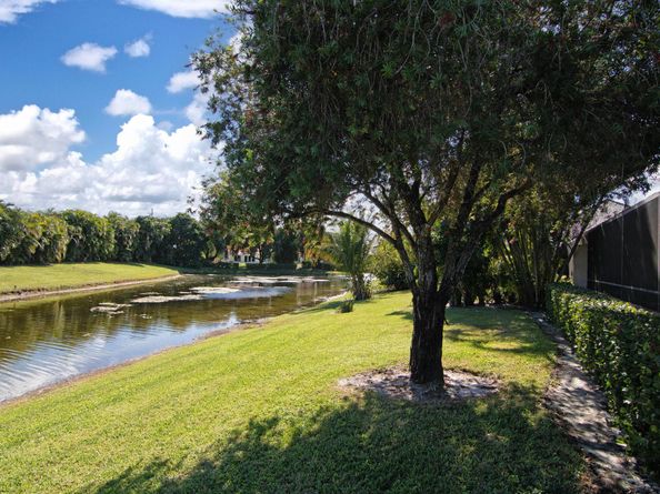 2156 Wightman Drive, Wellington FL 33414