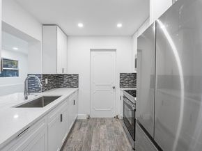 370 S GOLF Blvd, Pompano Beach FL 33064