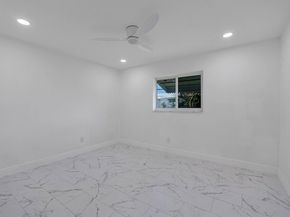 370 S GOLF Blvd, Pompano Beach FL 33064
