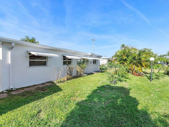 370 S GOLF Blvd, Pompano Beach FL 33064
