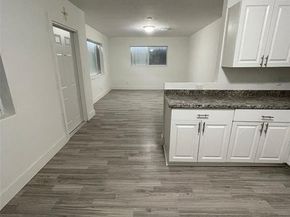 2840 NW 8th St, Fort Lauderdale FL 33311