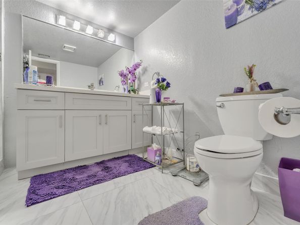 7653 NW 79th Ave 208, Tamarac FL 33321