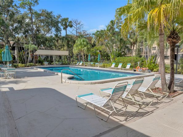 7653 NW 79th Ave 208, Tamarac FL 33321