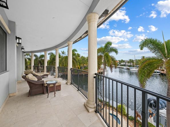 3700 NE 28th Ave, Lighthouse Point FL 33064