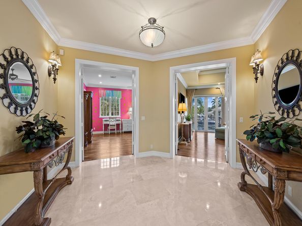 3700 NE 28th Ave, Lighthouse Point FL 33064