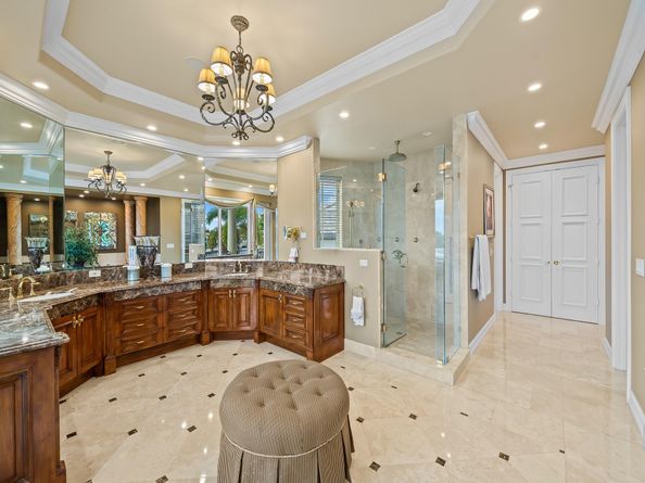 3700 NE 28th Ave, Lighthouse Point FL 33064