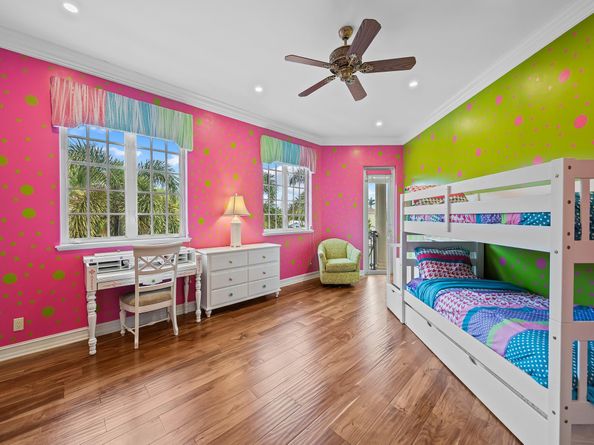 3700 NE 28th Ave, Lighthouse Point FL 33064