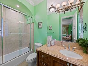 3700 NE 28th Ave, Lighthouse Point FL 33064