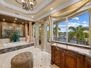 3700 NE 28th Ave, Lighthouse Point FL 33064