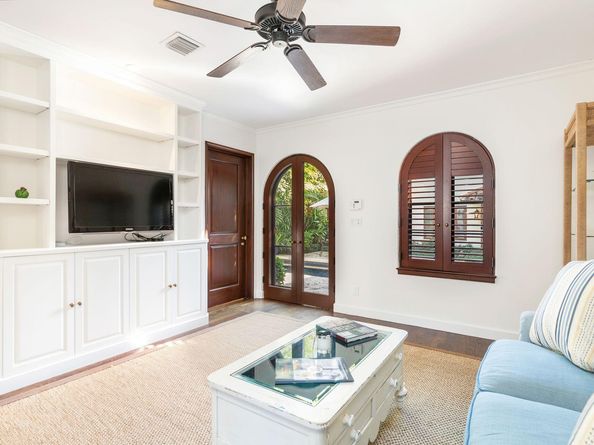 424 Brazilian Avenue, Palm Beach FL 33480