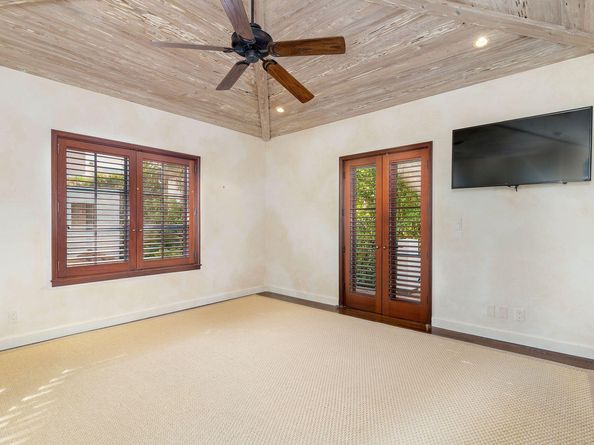 424 Brazilian Avenue, Palm Beach FL 33480