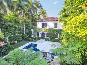 424 Brazilian Avenue, Palm Beach FL 33480