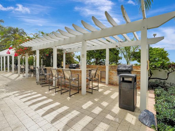 1 N Ocean Blvd 903, Pompano Beach FL 33062