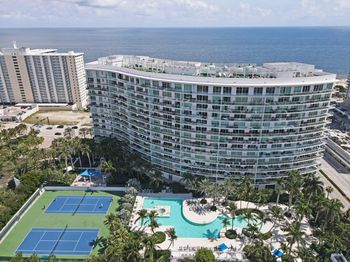 1 N Ocean Blvd