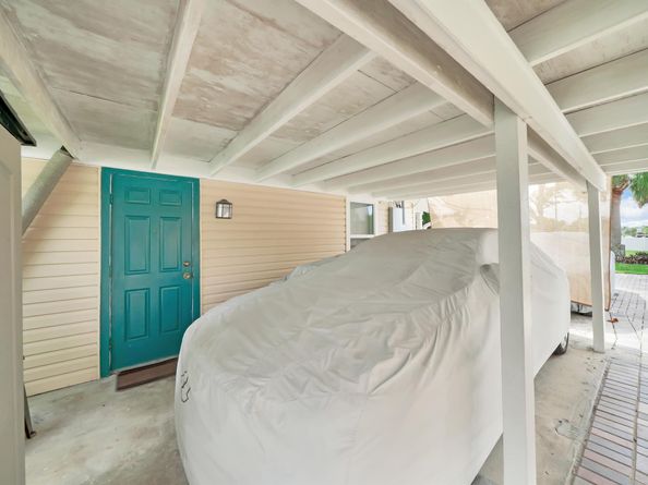 5271 Wallis Road, West Palm Beach FL 33415