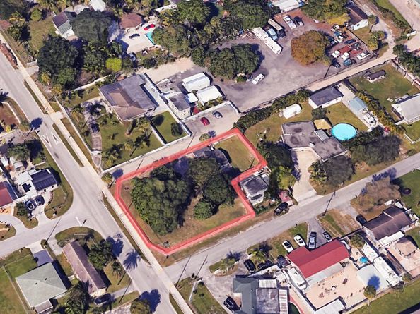 5271 Wallis Road, West Palm Beach FL 33415
