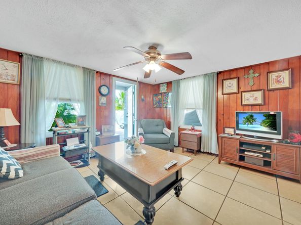 5271 Wallis Road, West Palm Beach FL 33415