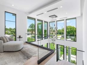 1212 NE 8th Avenue, Delray Beach FL 33483