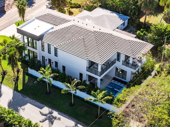 1212 NE 8th Avenue, Delray Beach FL 33483
