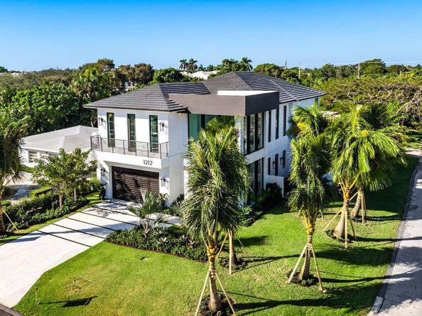 1212 NE 8th Avenue, Delray Beach FL 33483