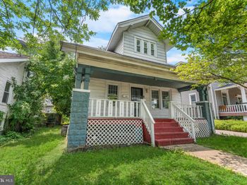 3006 South Dakota Avenue NE