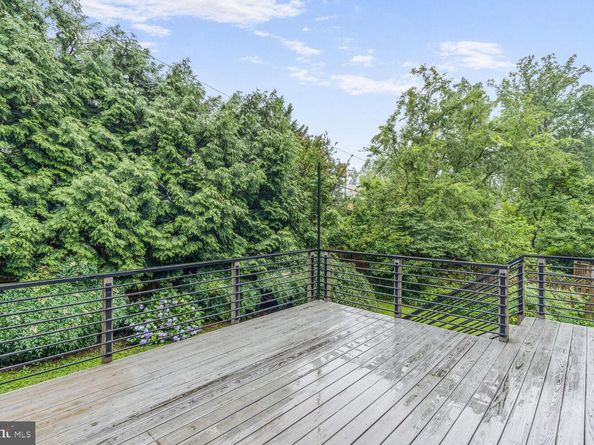 4844 Yorktown Boulevard, Arlington VA 22207