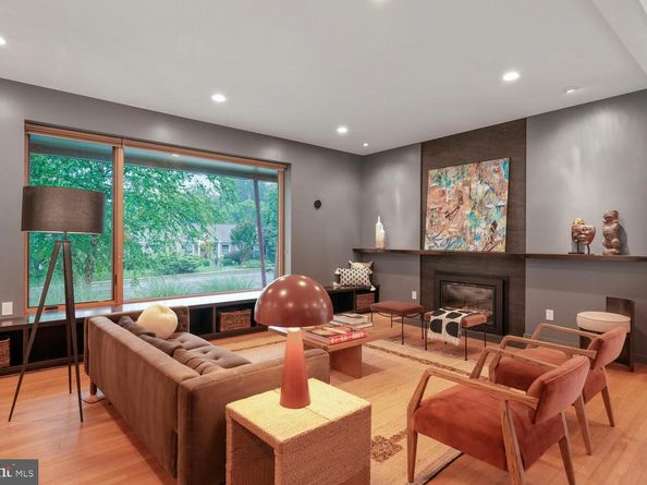 4844 Yorktown Boulevard, Arlington VA 22207