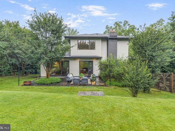 4844 Yorktown Boulevard, Arlington VA 22207