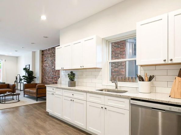 2835 W Montgomery Avenue, Philadelphia PA 19121