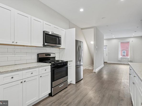 2835 W Montgomery Avenue, Philadelphia PA 19121