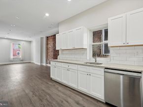2835 W Montgomery Avenue, Philadelphia PA 19121