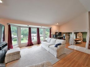 1035 Old Ford Road, Huntingdon Valley PA 19006