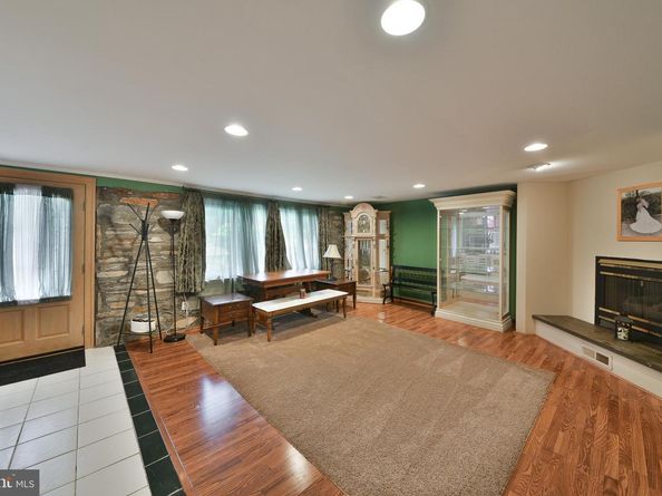 1035 Old Ford Road, Huntingdon Valley PA 19006