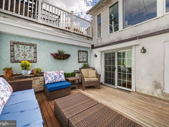 129 Bainbridge Street, Philadelphia PA 19147