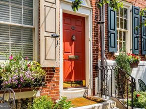 129 Bainbridge Street, Philadelphia PA 19147