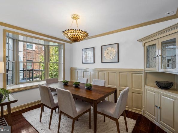 129 Bainbridge Street, Philadelphia PA 19147