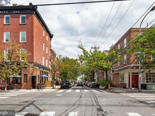 129 Bainbridge Street, Philadelphia PA 19147