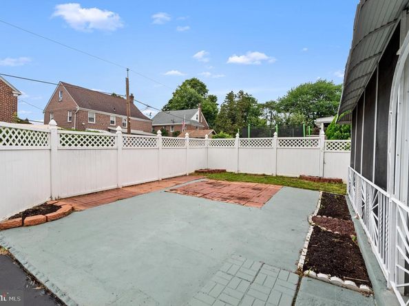 1112 Serrill Avenue, Lansdowne PA 19050