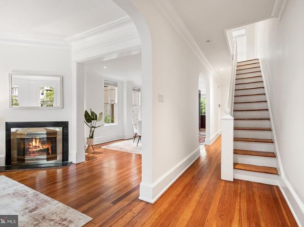 2429 Tunlaw Road NW, Washington DC 20007